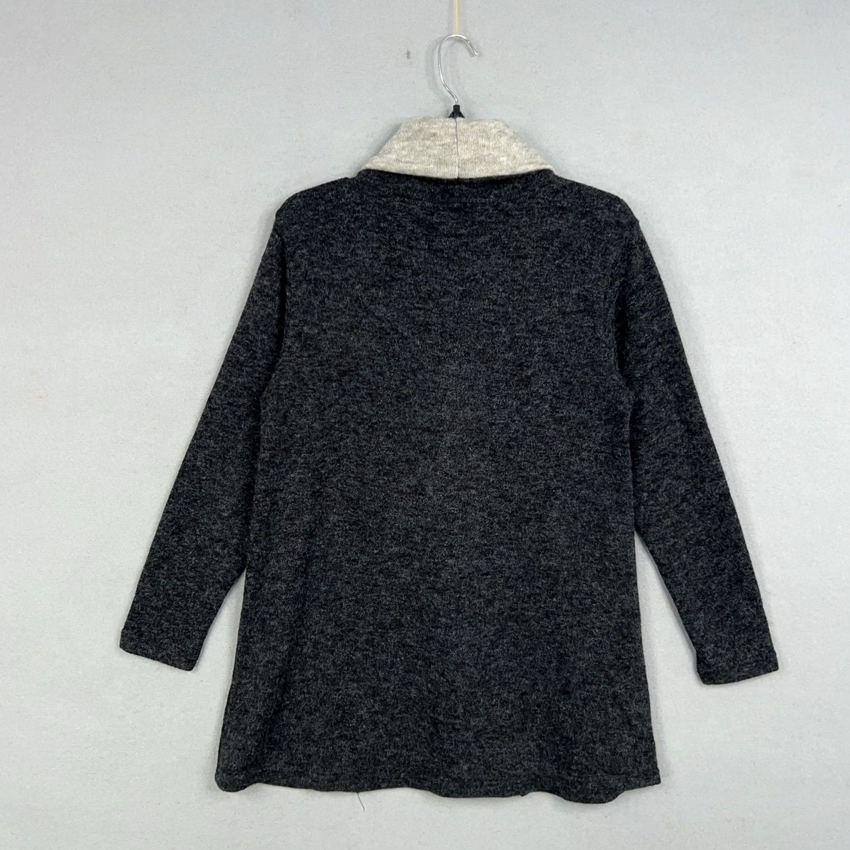 Yeti Yak & Yeti Sweater Womens Medium Gray Cowl Neck Front Slit Minimal Eclectic Pullover Knit Bohemian 70% Acrylic 30% Polyester Casual Womens Size M / US 6-8 / IT 42-44 - 7 Thumbnail