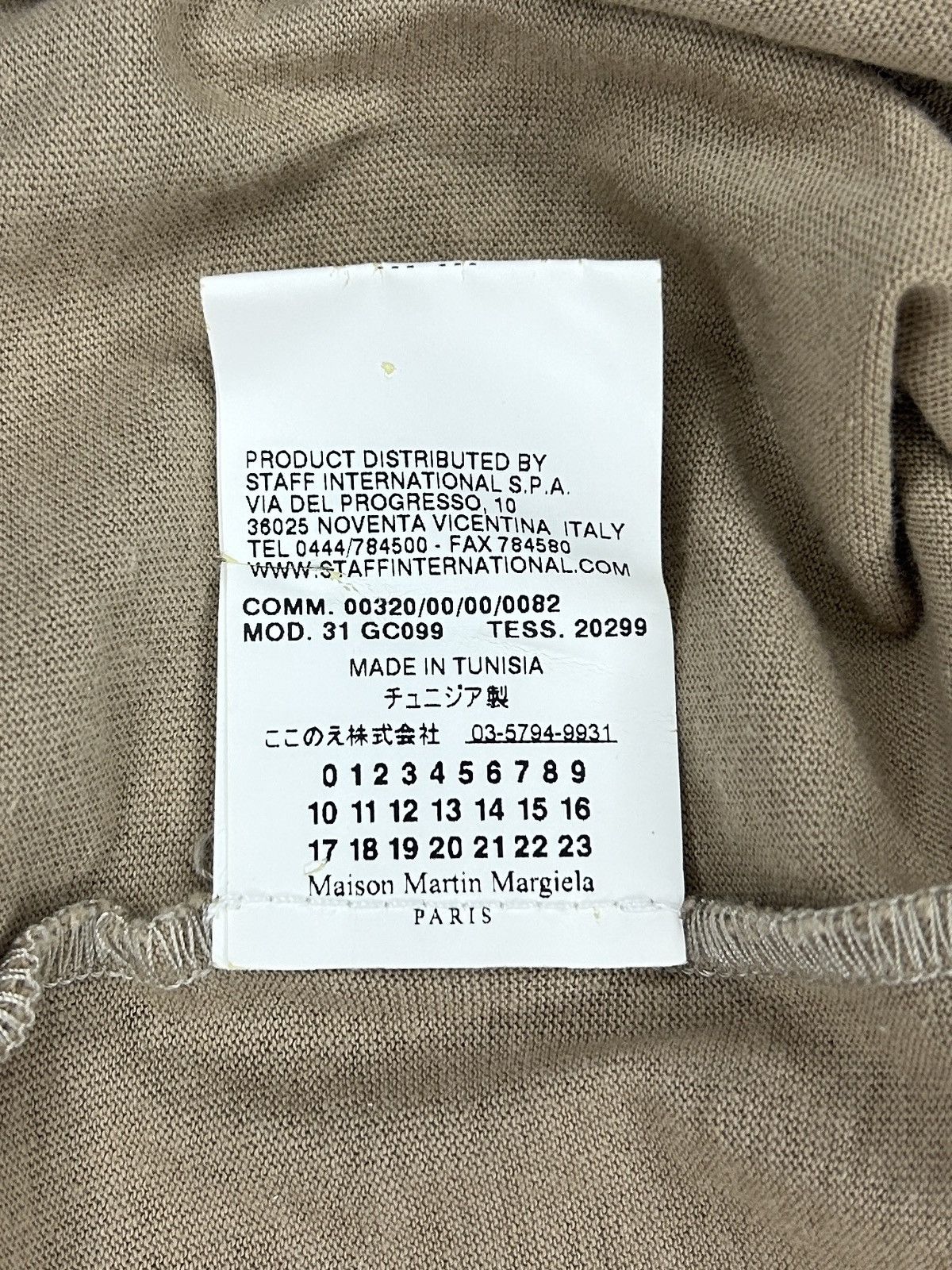 Maison Margiela F/W 08 AIDS Charity T-Shirt Size US S / EU 44-46 / 1 - 8 Thumbnail