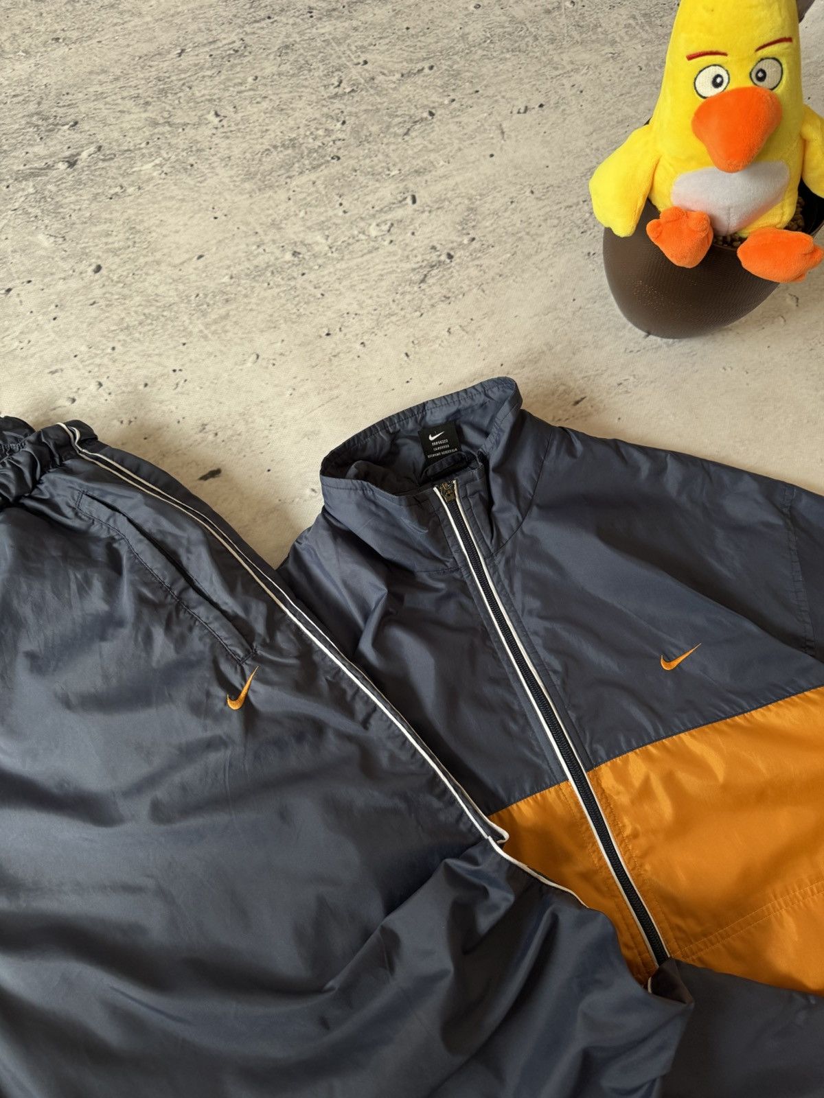 Nike × Vintage NIKE VINTAGE NYLON BASIC LOGO OVERSIZE BAGGY TRACK SUIT FIT Size US L / EU 52-54 / 3 - 5 Thumbnail