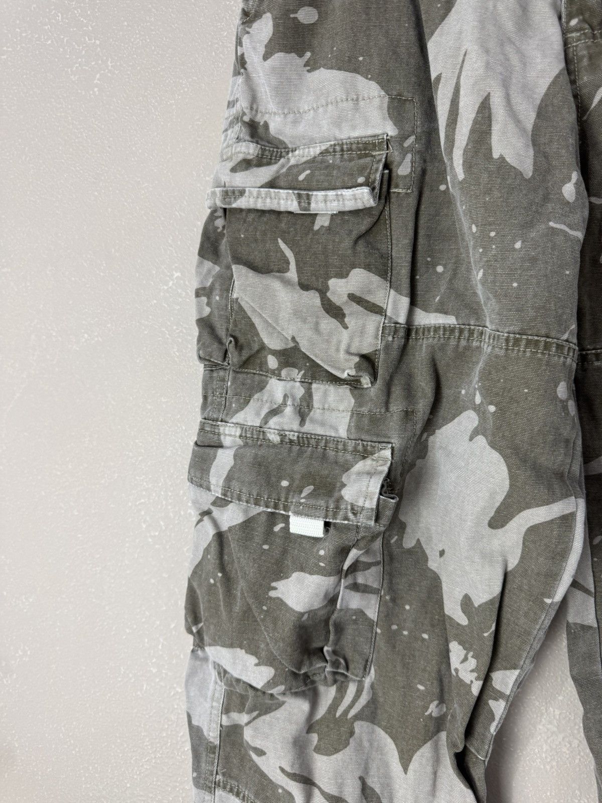 Japanese Brand Vintage Y2K Baggy Military Camo Cargo Pants! 34x32 Size US 34 / EU 50 - 3 Thumbnail