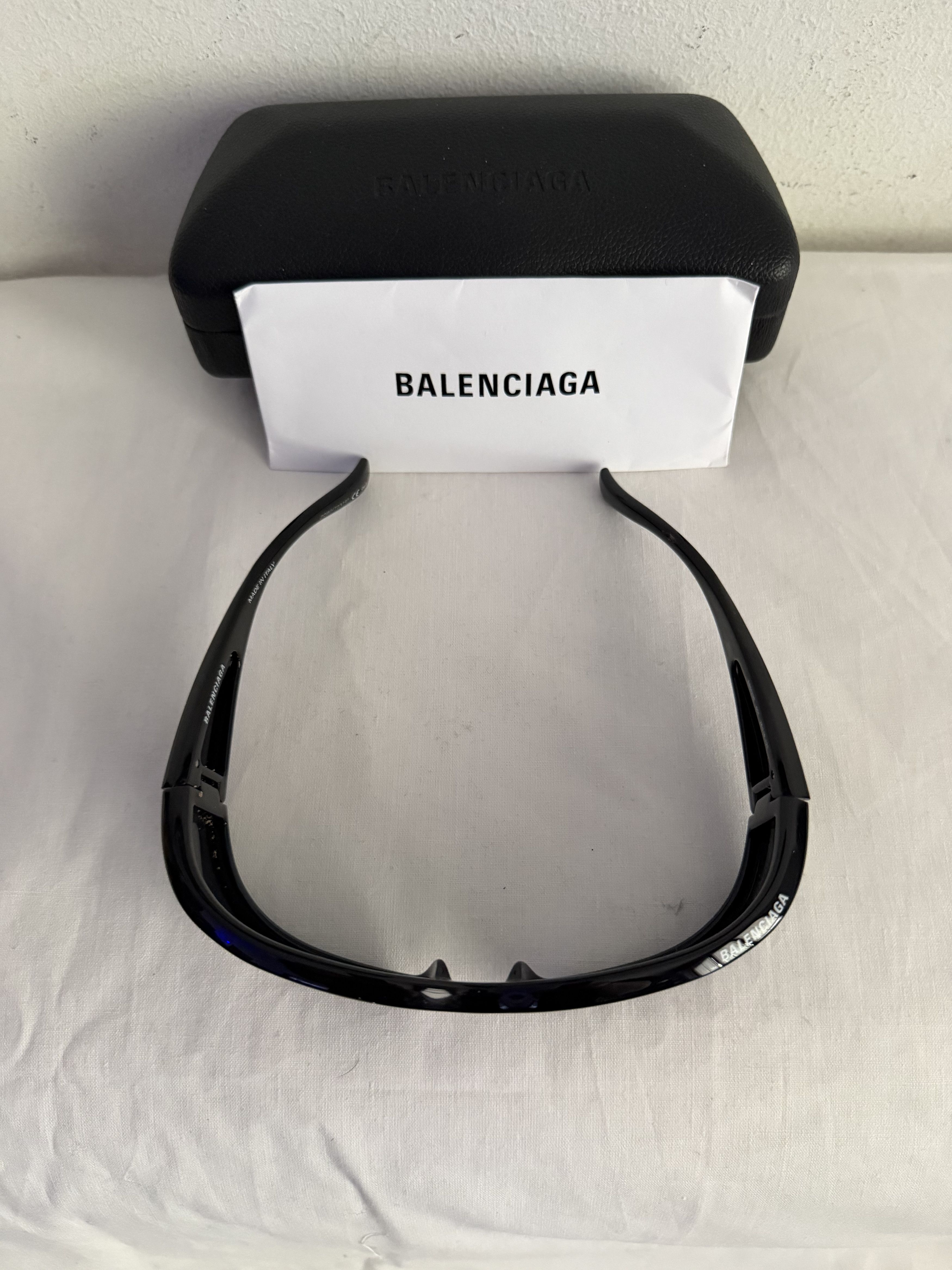 Balenciaga BB0123S Wrap Sunglasses (Color 001) Size ONE SIZE - 6 Thumbnail