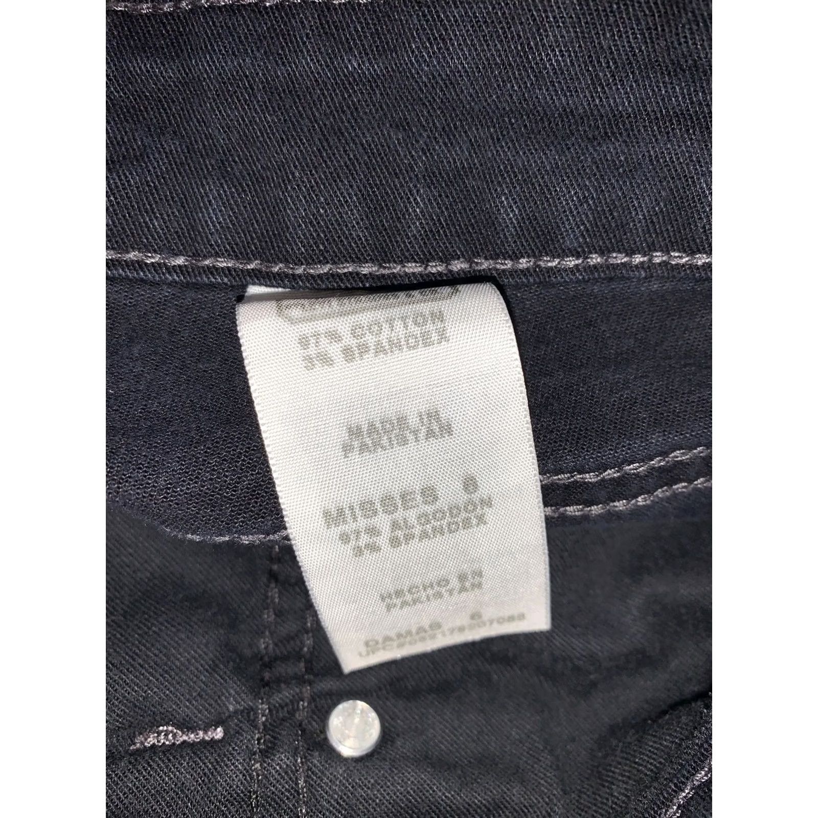 Levi's Levi’s Strauss Misses Size 6 Black Denim Stretch Shorts-6220 Size 28" / US 6 / IT 42 - 7 Thumbnail