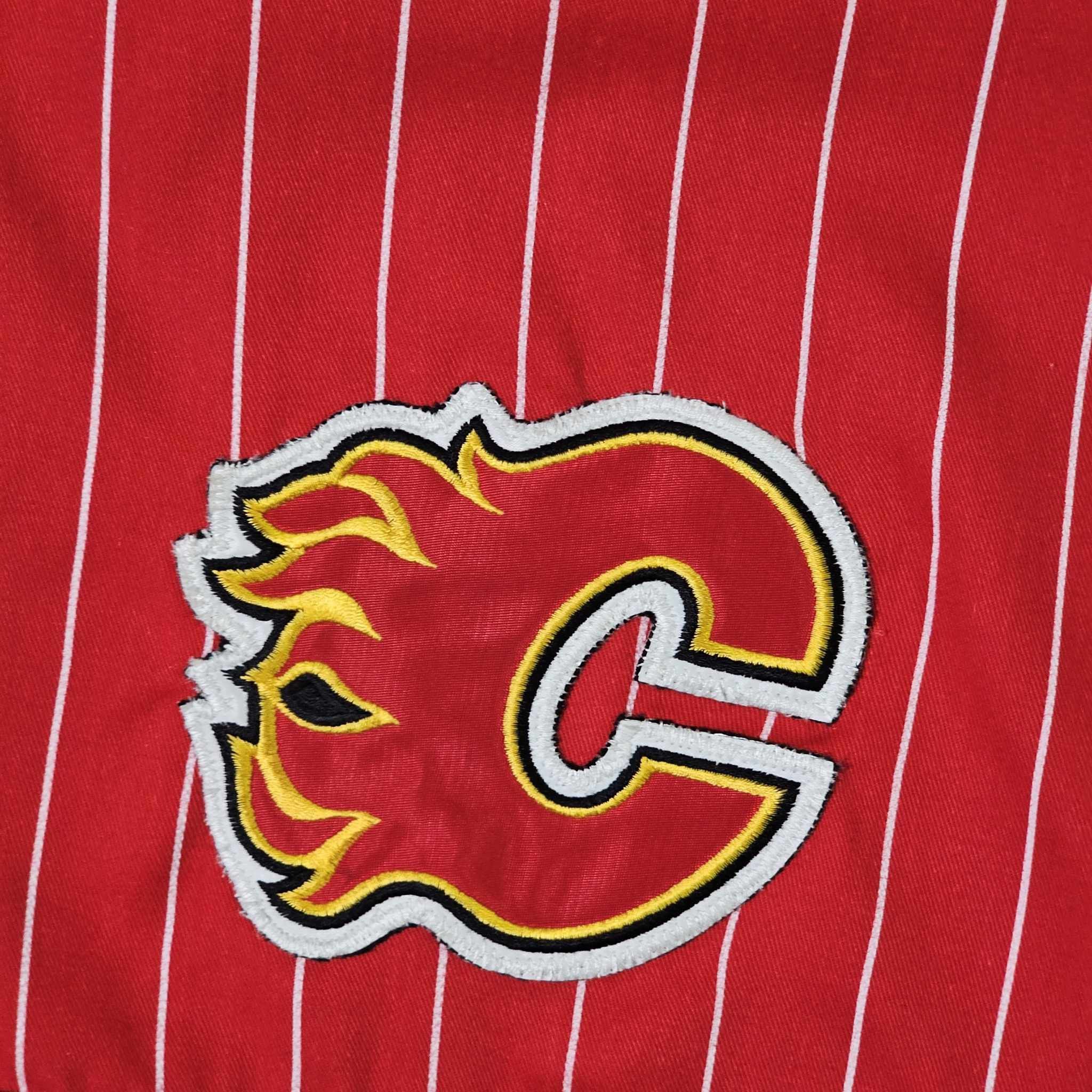 Starter × Vintage Calgary Flames Vintage 90s Starter Shorts Size US 36 / EU 52 - 3 Thumbnail