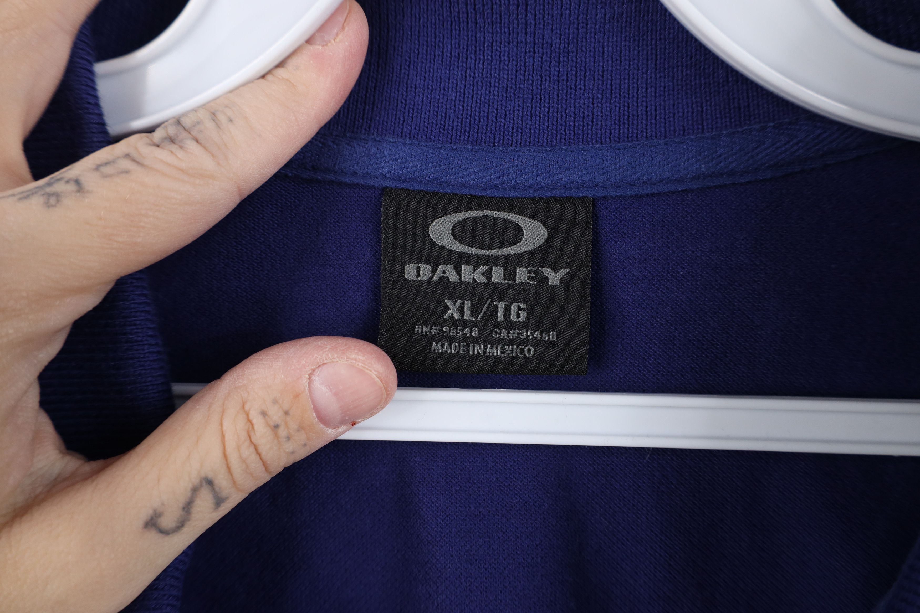 Oakley Vintage Oakley O Logo Short Sleeve Collared Golf Polo Shirt Size US XL / EU 56 / 4 - 6 Thumbnail