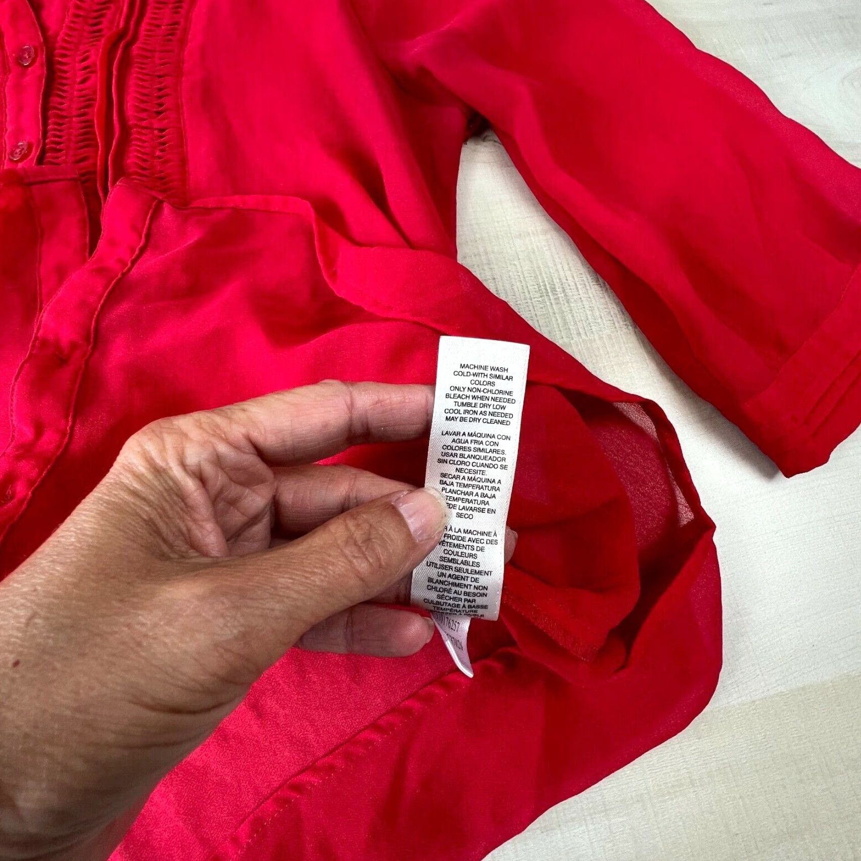 Vintage Chico's Red Semi Sheer 3/4 Sleeve Blouse Top Womens Small Flowy Button Shirt Size S / US 4 / IT 40 - 5 Thumbnail