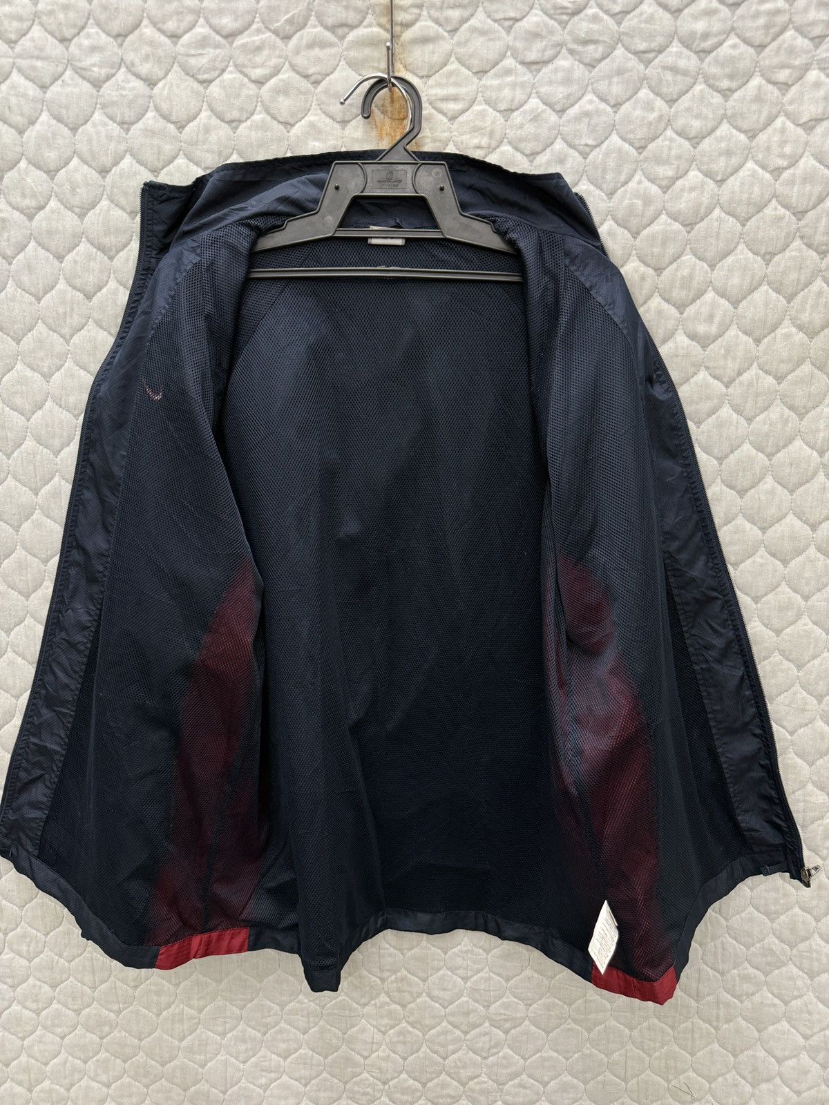 Nike 🔥🔥🔥ARCHIVE NIKE LIGHT JACKET Size US XL / EU 56 / 4 - 4 Thumbnail