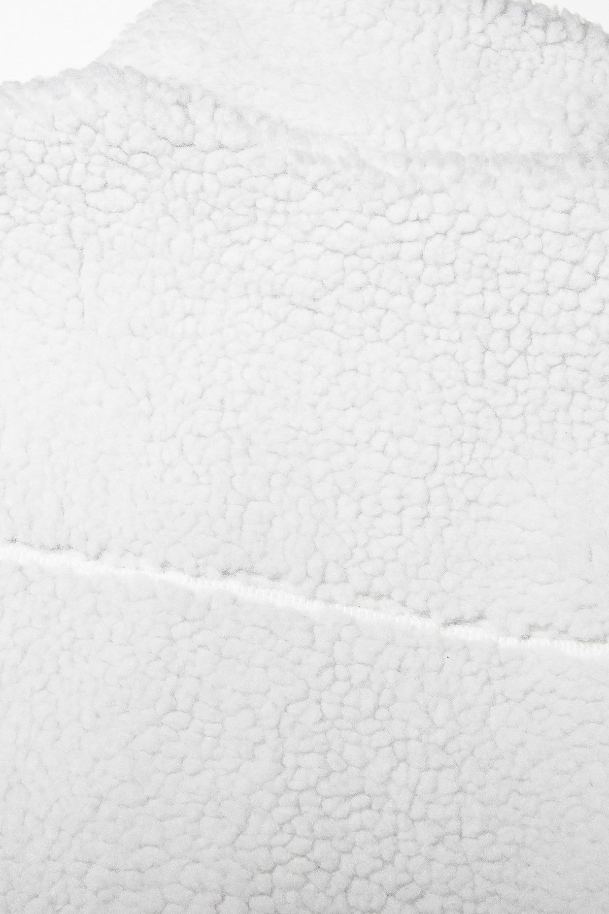 Japanese Brand Nodot: Bebber Fleece NOD Embroidery White Coat Large Size US L / EU 52-54 / 3 - 5 Thumbnail