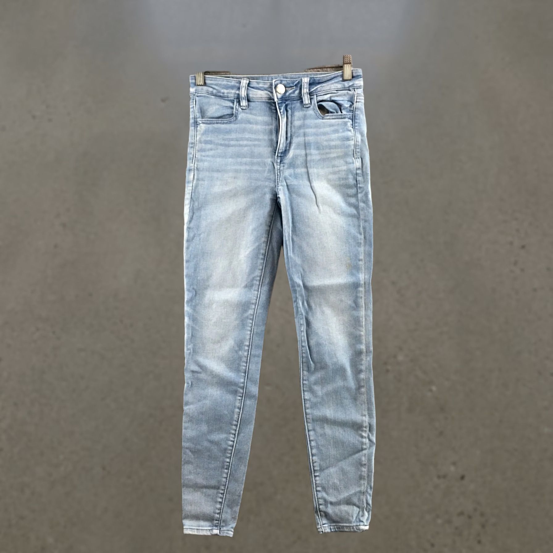 American Eagle Outfitters American Eagle Outfitters Jeans Womens 4 Regular Light Wash Skinny Zip Fly Stretch Denim Jeans Size 27" / US 4 / IT 40 - 1 Thumbnail