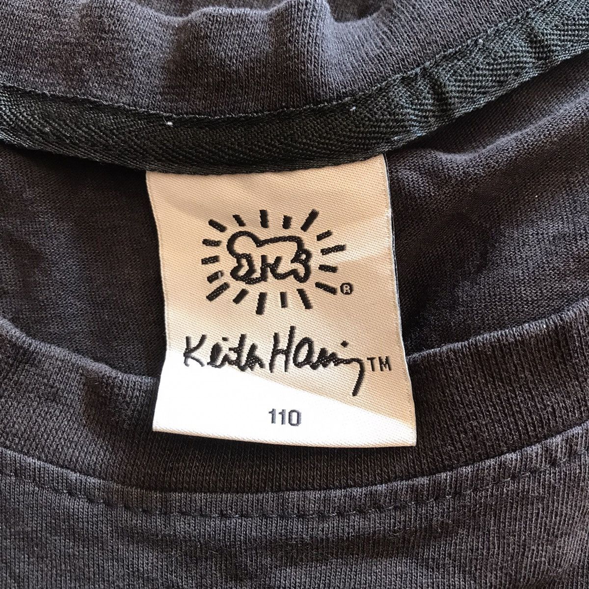 Keith Haring × Vintage keith haring Official Tshirt Black Gold Pattern Size US L / EU 52-54 / 3 - 6 Thumbnail