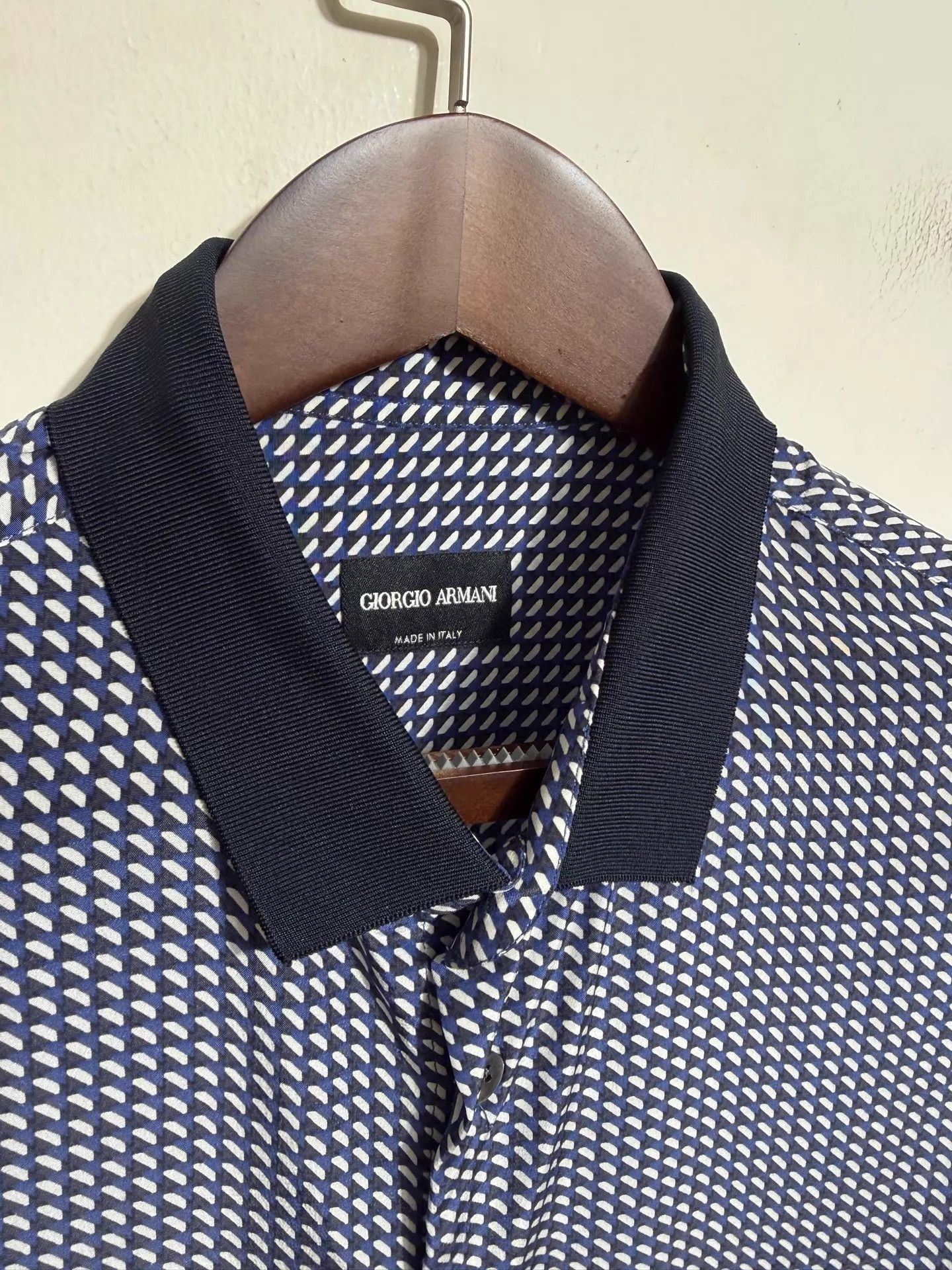Giorgio Armani Giorgio Armani Silk Long-Sleeve Shirt 43 Size US XL / EU 56 / 4 - 3 Thumbnail