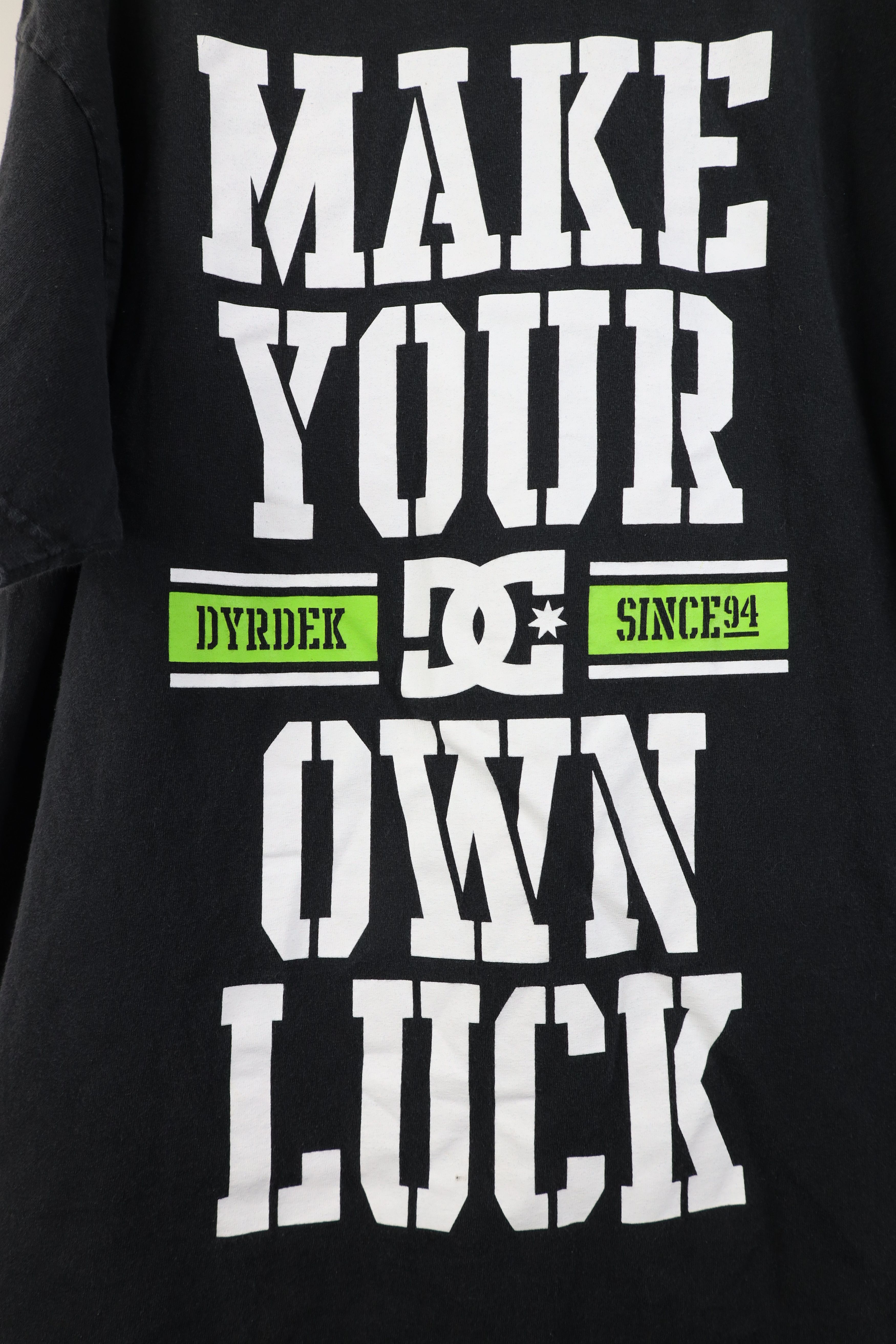 Vintage Vintage DC Shoes Rob Dyrdek Own Luck Skateboarding T-Shirt Size US XL / EU 56 / 4 - 4 Thumbnail