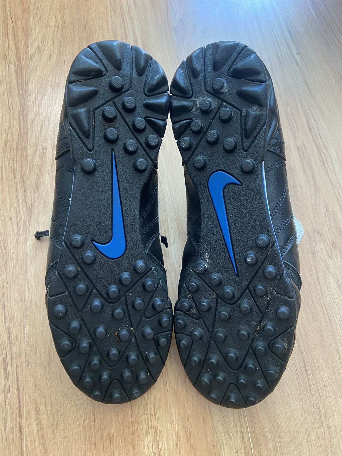 Nike Nike Tiempo 1996 Black Leather Turf Football Shoes Size US 10.5 / EU 43-44 - 7 Thumbnail
