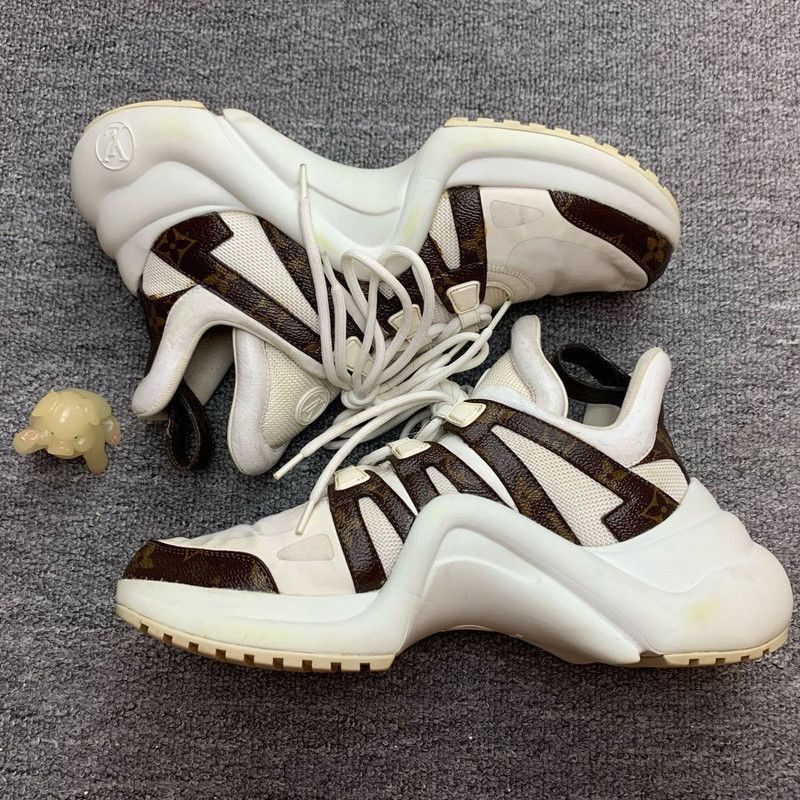 Louis Vuitton Louis Vuitton White and Brown Low-Top Sneakers - Size US 7.5 / EU 40-41 - 6 Thumbnail