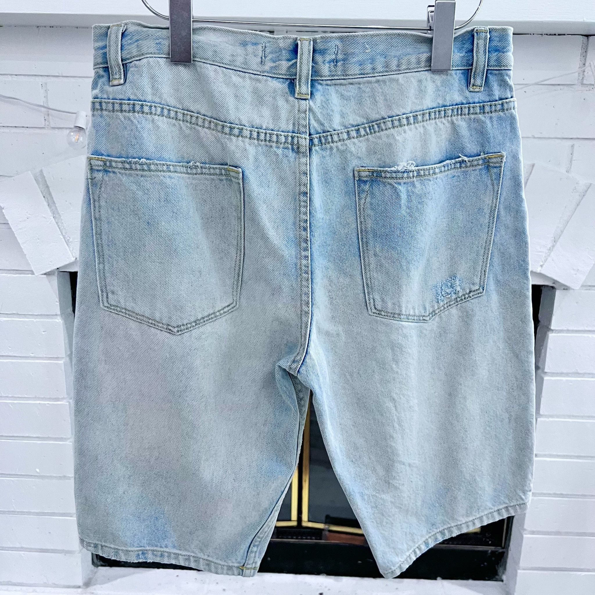 Topman TOPMAN Distressed Denim Slim Shorts Size US 32 / EU 48 - 2 Thumbnail