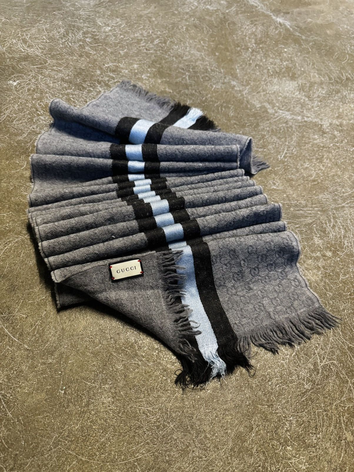 Gucci Gucci Wool GG Logo Scarf Size ONE SIZE - 2 Thumbnail