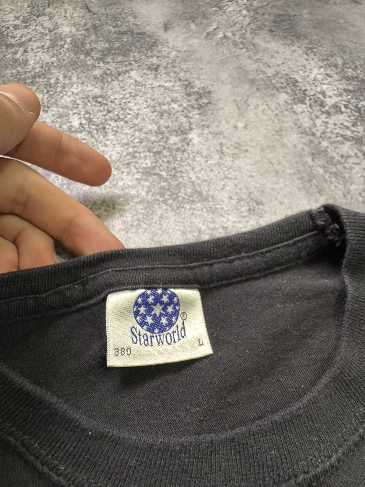 Band Tees × Pink Floyd × Vintage Vintage 1992 PINK FLOYD DARK SIDE OF THE MOON BLACK TEE Size US L / EU 52-54 / 3 - 7 Thumbnail