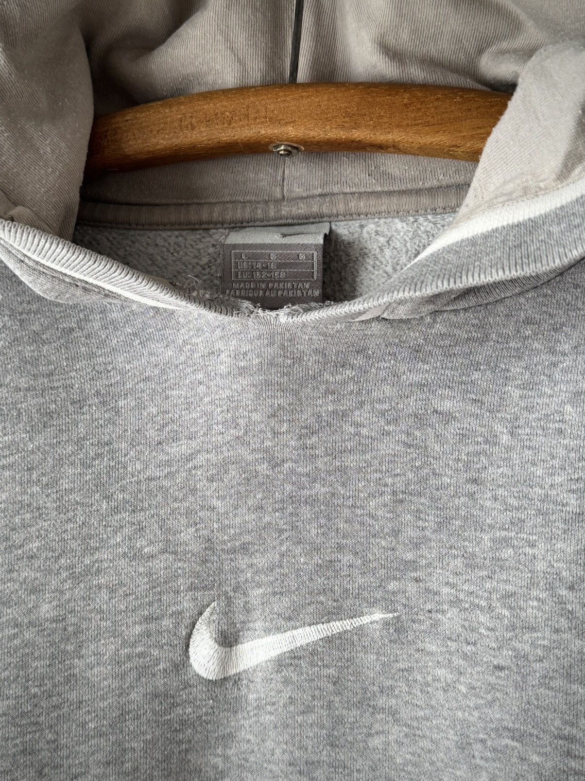 Nike × Vintage Vintage Y2K Nike Women’s Center Swoosh Hoodie Size S / US 4 / IT 40 - 2 Thumbnail