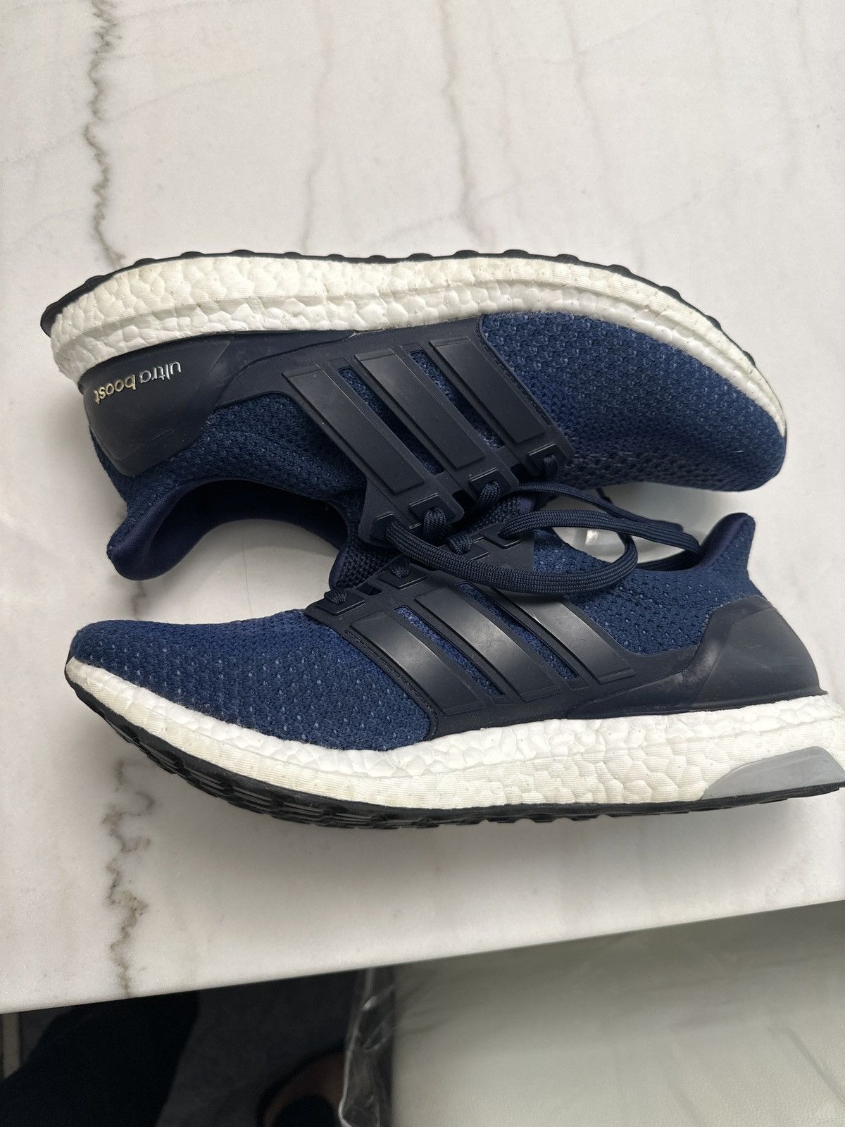 Adidas Ultraboost m Size US 9.5 / EU 42-43 - 7 Thumbnail