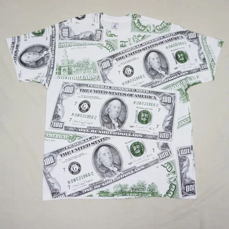 Vintage 90's American Hundred Dollar Bill all-over print T-Shirt Size US XXL / EU 58 / 5 - 1 Thumbnail