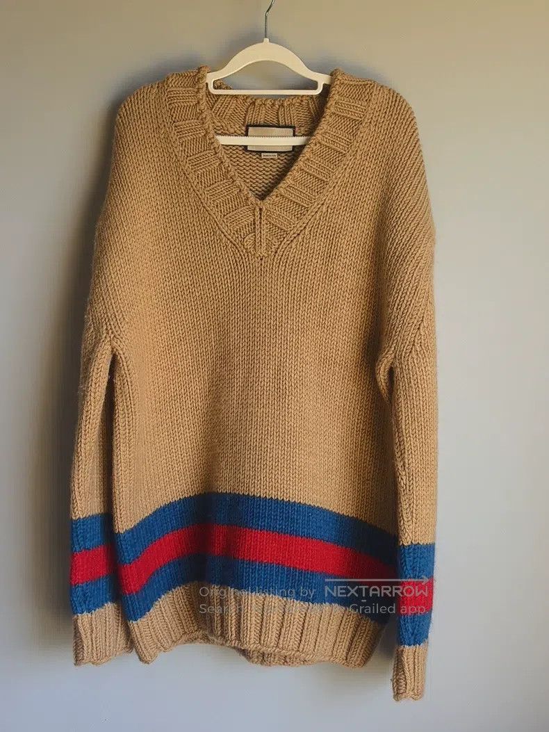 Gucci Gucci Colour-blocked striped V-neck pullover casual knitte Size L / US 10 / IT 46 - 1 Thumbnail