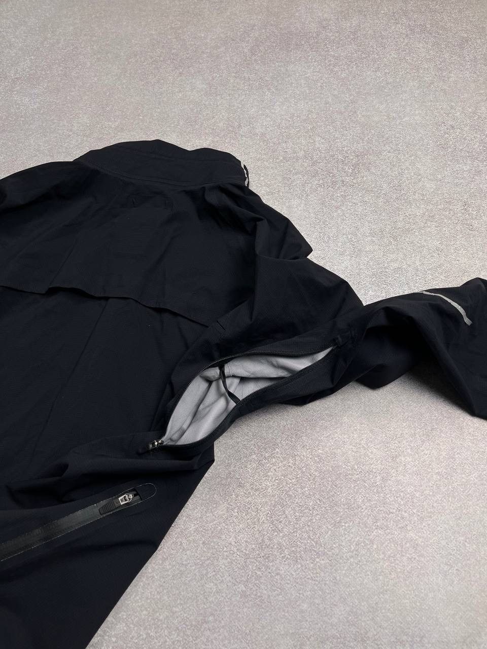 Nike Vintage Nike Waterproof Windrunner Olympic Jacket M Y2K Size US M / EU 48-50 / 2 - 5 Thumbnail