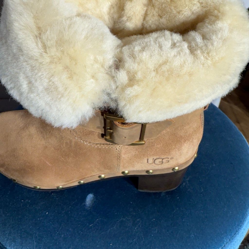 Ugg UGG brown suede leather shearling cuff clog ankle boots 7 Size US 7 / IT 37 - 5 Thumbnail