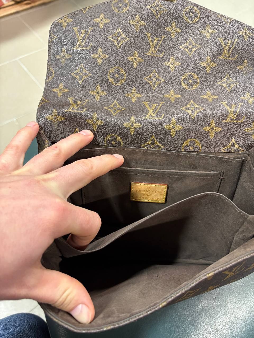 Louis Vuitton Louis Vuitton Pochette Metis monogram womens bag Size ONE SIZE - 4 Thumbnail