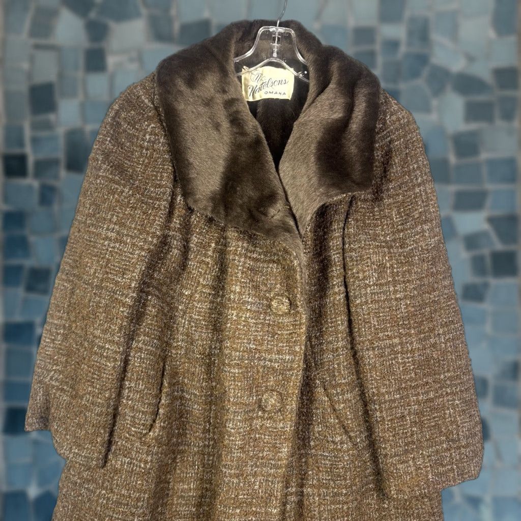 Etro VINTAGE Natelsons Coat Fur Beaver Wool 60s Retro Glam Regency Real Beaver Fur S/M Womens Eveningwear Size S / US 4 / IT 40 - 1 Thumbnail