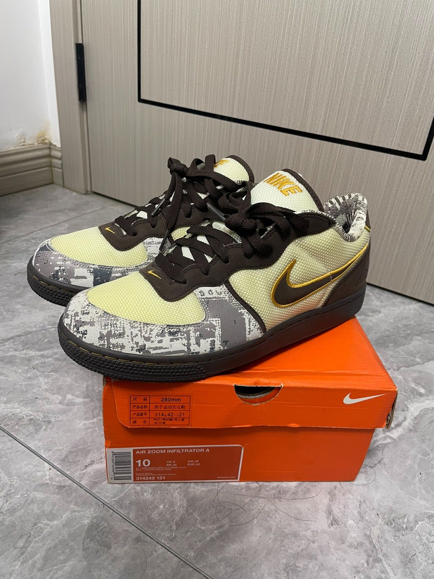Nike Nike ZOOM INFILTRATOR Lowtop Sneakers 44 Men Size US 10.5 / EU 43-44 - 1 Thumbnail