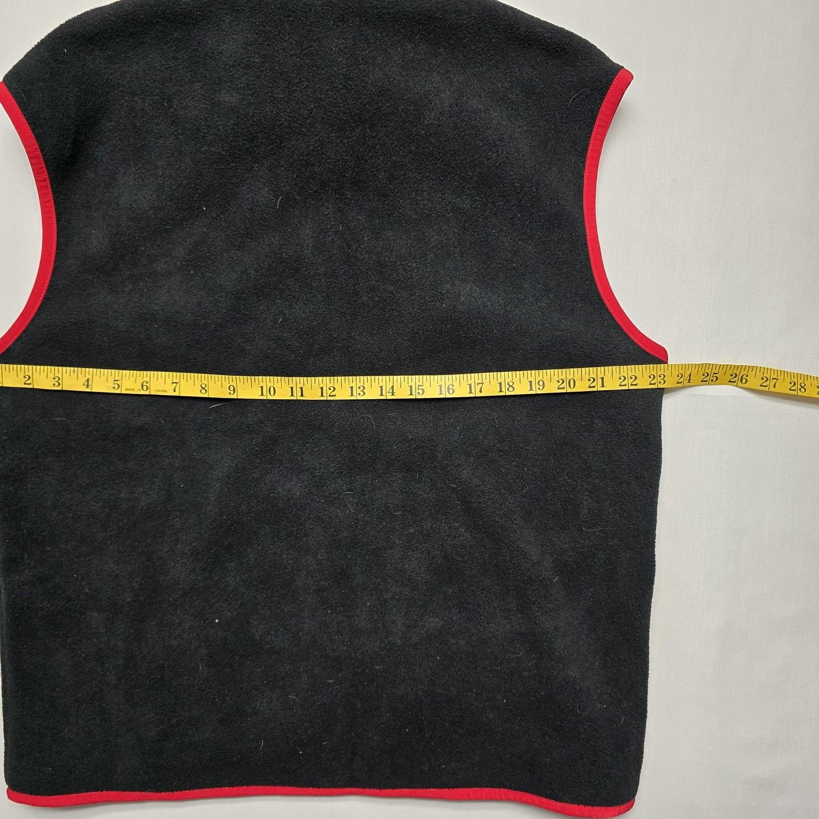 Marlboro Vintage Marlboro Fleece Vest Black Sleeveless Outdoor Jacket Size US L / EU 52-54 / 3 - 7 Thumbnail