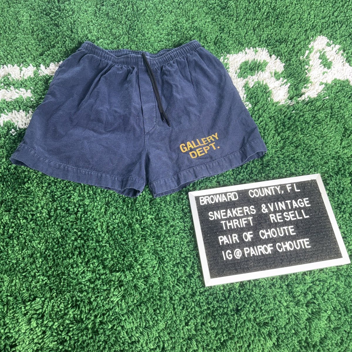Gallery Dept. Gallery Dept. Vintage Cord Zuma Shorts Navy & Gold Size US 32 / EU 48 - 1 Thumbnail