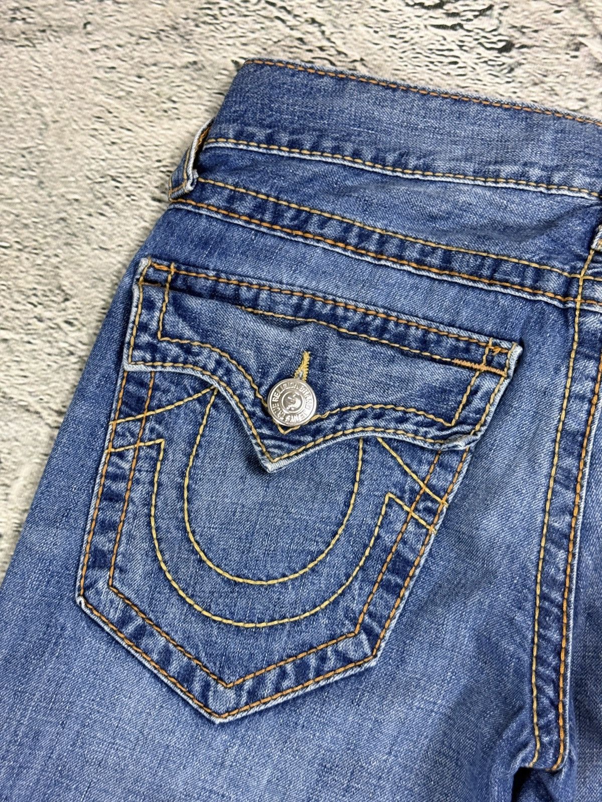 True Religion True Religion blue jeans flared thick stitching Ricky gold Size US 34 / EU 50 - 3 Thumbnail