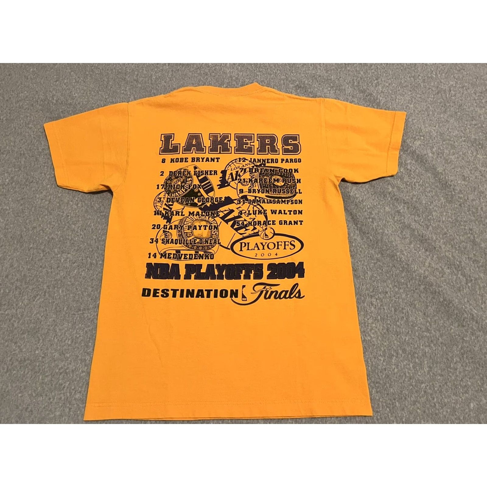 NBA VINTAGE Nike Shirt LAKERS Yellow 2004 NBA Playoffs Kobe Shaq Medium Mens T-Shirt Yellow LAKERS Shirt 2004 NBA Playoffs Mens M Size US M / EU 48-50 / 2 - 2 Thumbnail