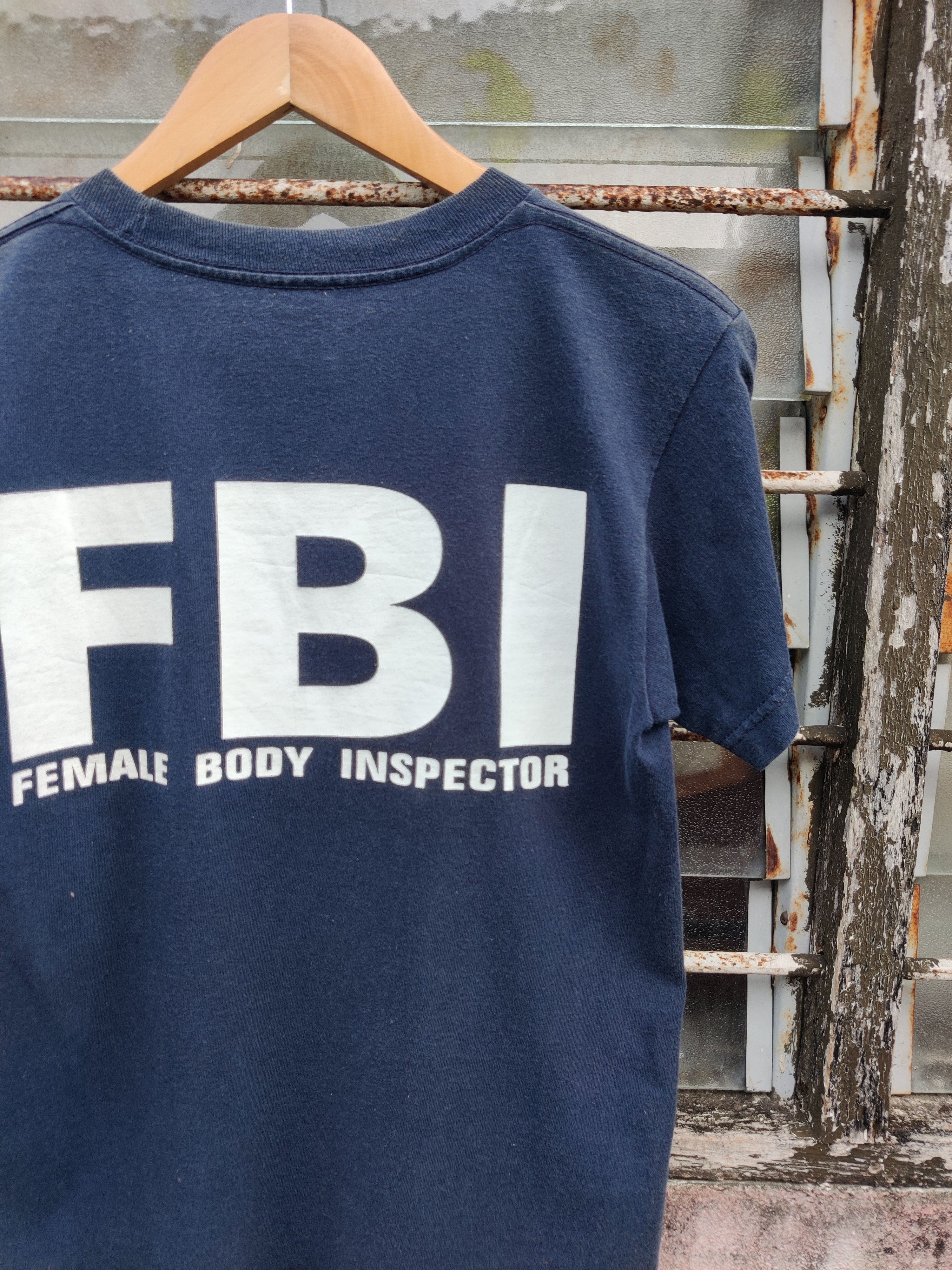 Vintage Vintage Female Body Inspector FBI Shirt Size US S / EU 44-46 / 1 - 3 Thumbnail