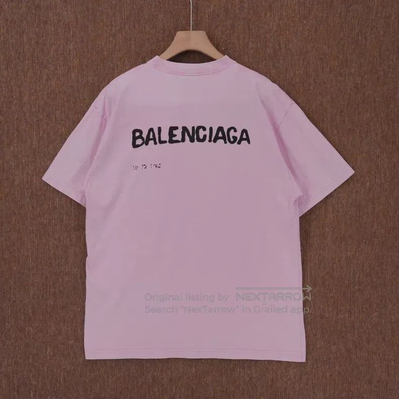 Balenciaga Balenciaga Pink splatter logo short-sleeved Size US S / EU 44-46 / 1 - 2 Thumbnail