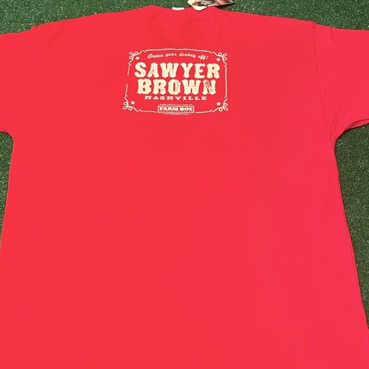 Vintage VINTAGE Sawyer Brown Nashville Farm Boy Country Band Tee 2008 VTG Shirt XL NWT Red 90s Mens T-Shirt Size US XL / EU 56 / 4 - 2 Thumbnail