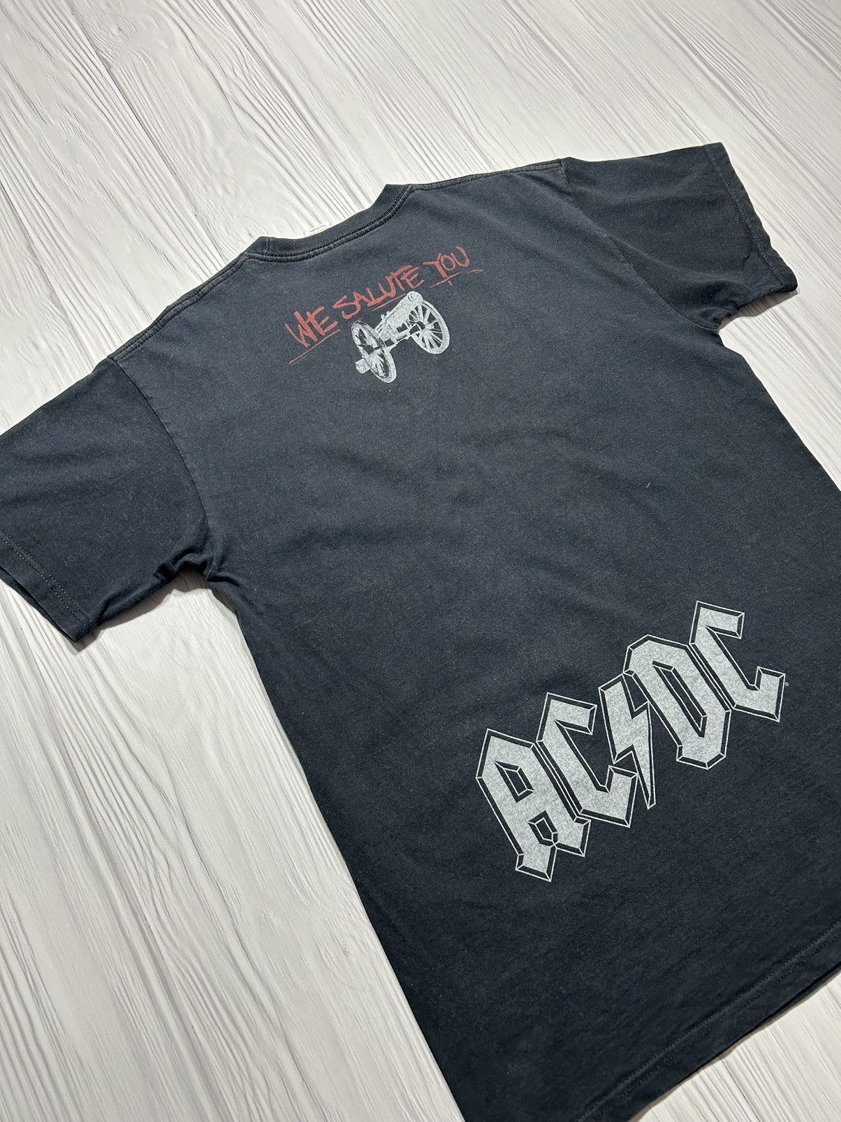 Band Tees Vintage 2004 AC DC For Those About to Rock We Salute You Tee Size US L / EU 52-54 / 3 - 13 Thumbnail