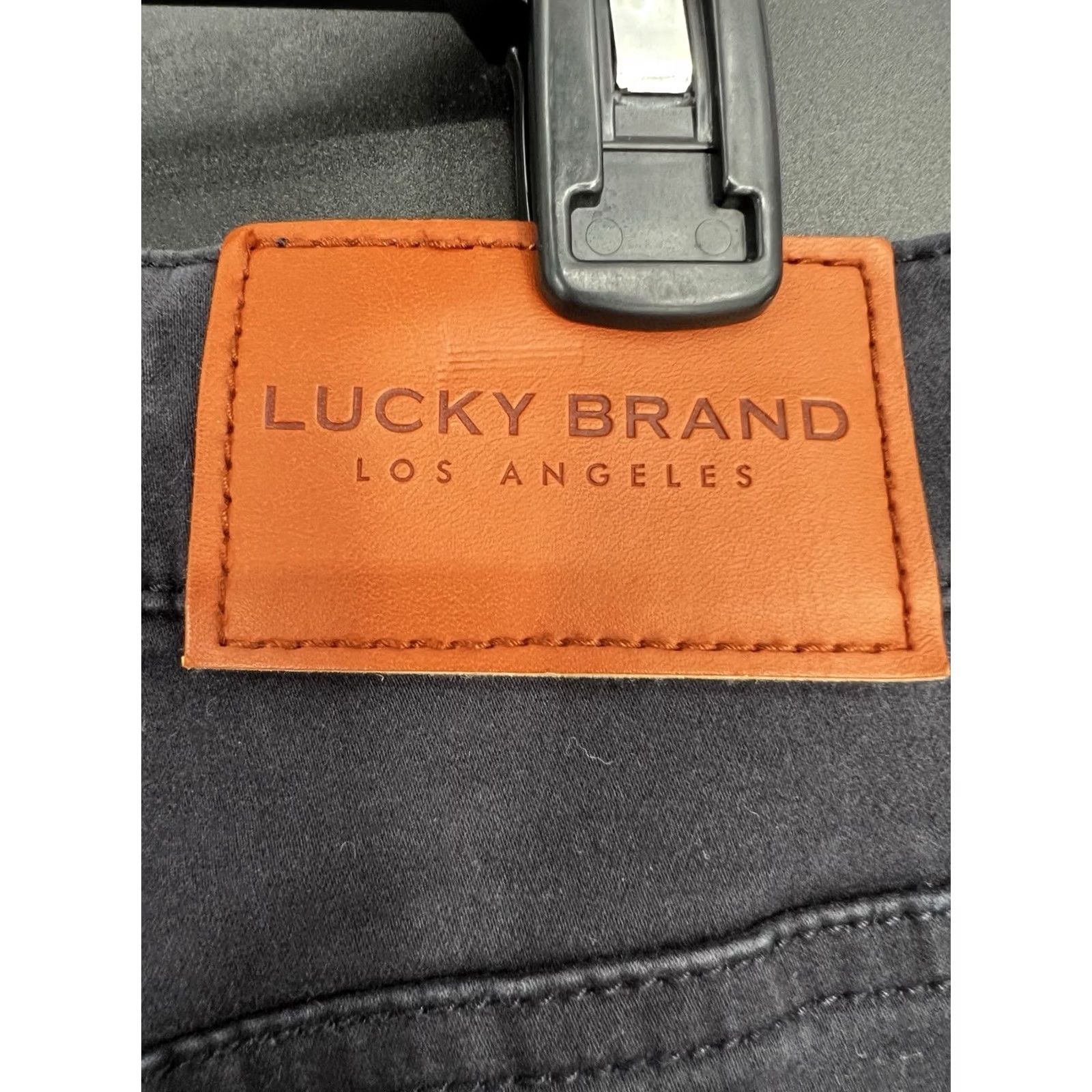 Lucky Brand Lucky Brand Pants Mens 34 Blue Size 34x30 Stretch Casual Dark Wash Size US 34 / EU 50 - 7 Thumbnail