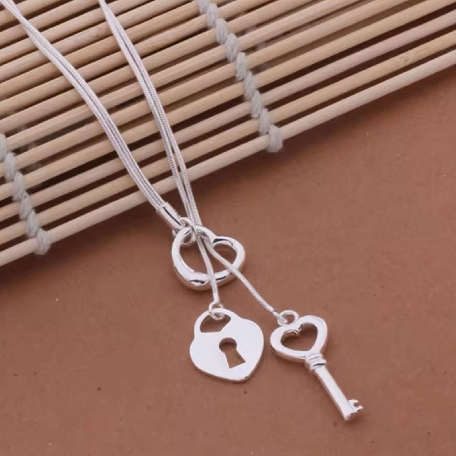 Other New 925 Sterling Silver Key Lock Necklace Size ONE SIZE - 4 Thumbnail