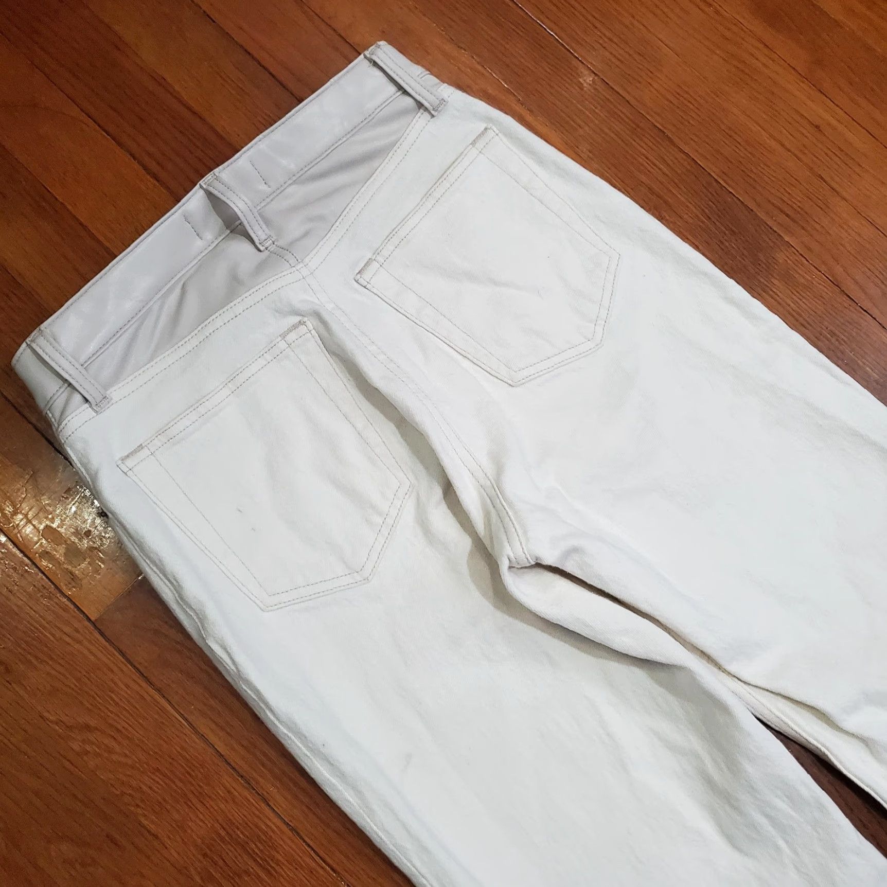 Abercrombie & Fitch Abercrombie & Fitch Jeans Womens 28 White 90s Straight Ultra High Rise Denim Size 28" / US 6 / IT 42 - 3 Thumbnail