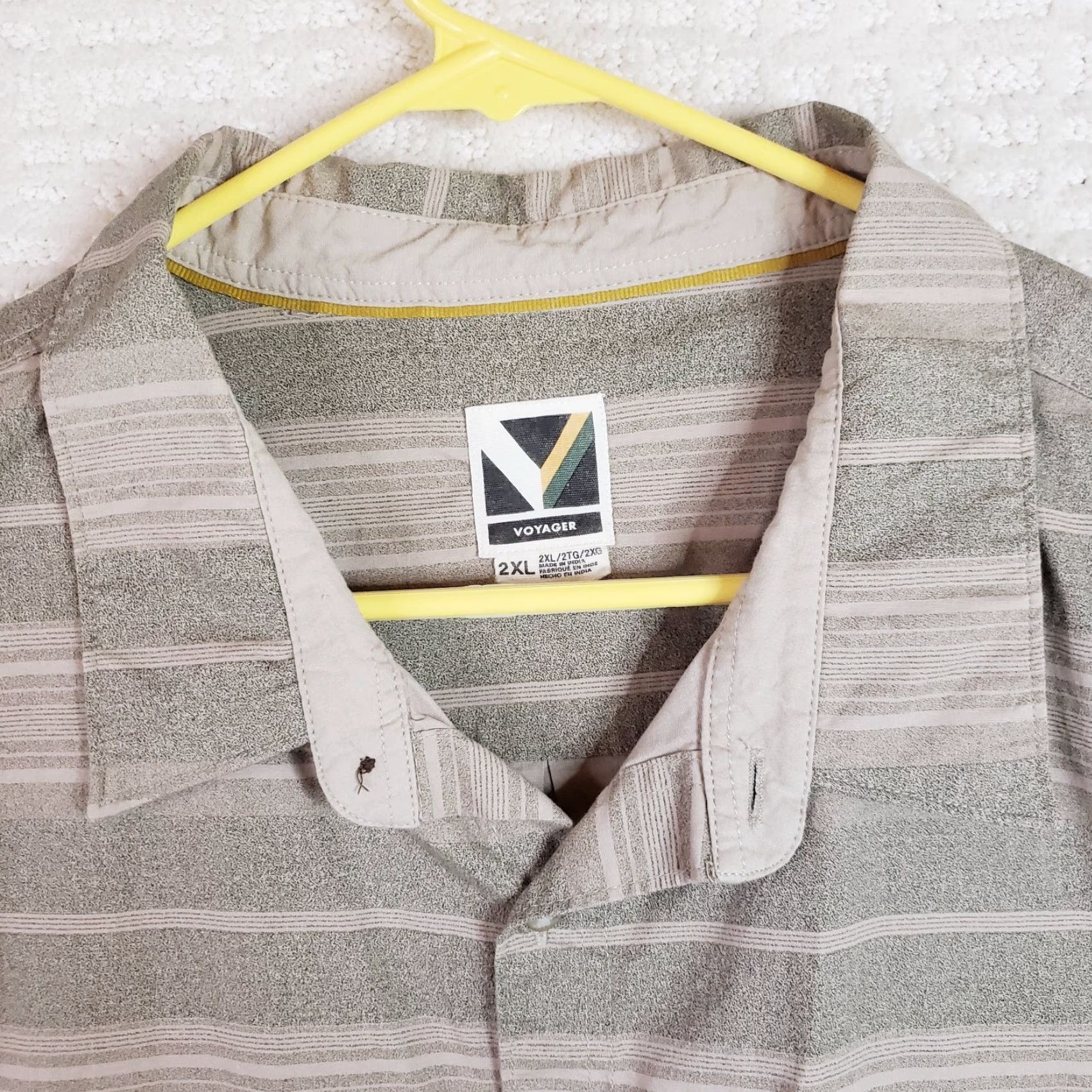 Vintage Voyager Button Shirt Men 2XL Green Beige Striped Short Sleeve Collared Button-Up Knit Stretch Regular Fit Mens Size US XXL / EU 58 / 5 - 4 Thumbnail