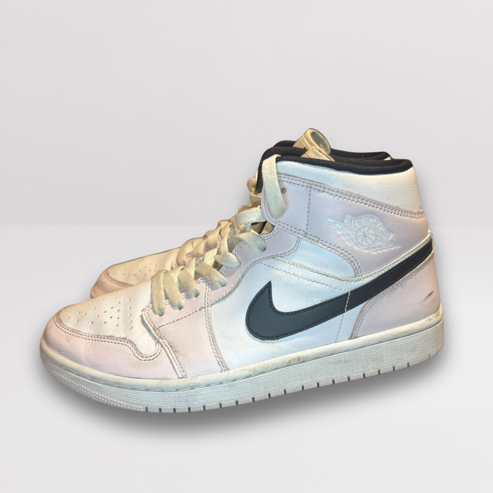 Nike Nike Air Jordan 1 Mid Barely Rose Womens Sneakers Size 9.5 Size US 9.5 / IT 39.5 - 3 Thumbnail