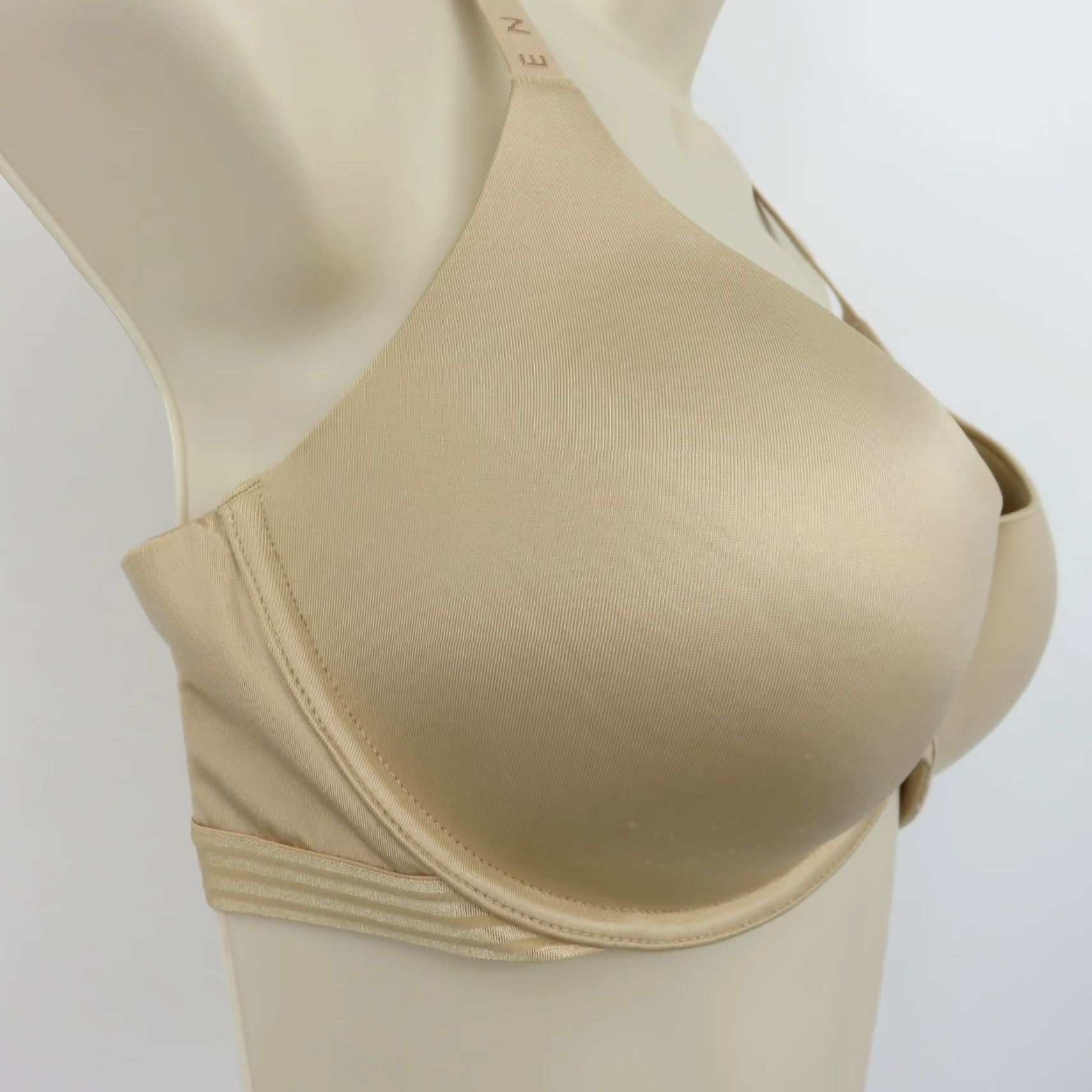 Vintage Savage X Fenty Bra 34DD Beige Underwire Lined Logo Straps Nylon Blend Balconette Womens Size ONE SIZE - 3 Thumbnail