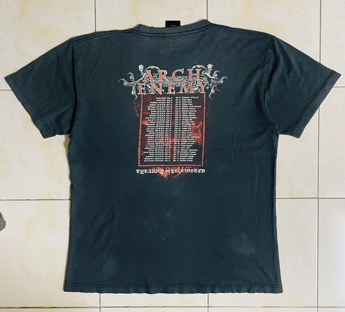 Band Tees VINTAGE ARCH ENEMY TOUR SHIRTS Size US XL / EU 56 / 4 - 4 Thumbnail