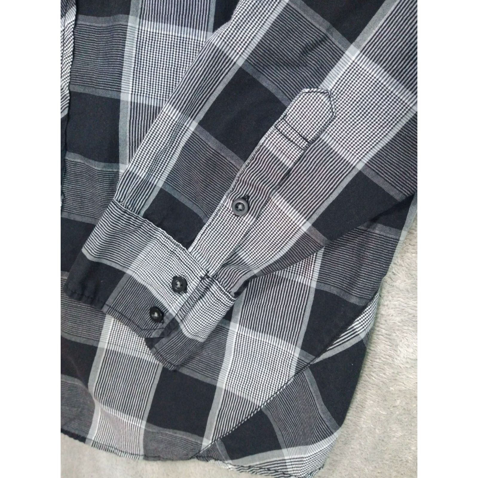Point Zero Point Zero Shirt Mens Medium Gray Black Plaid Long Sleeve Button Up Pockets Size US M / EU 48-50 / 2 - 3 Thumbnail