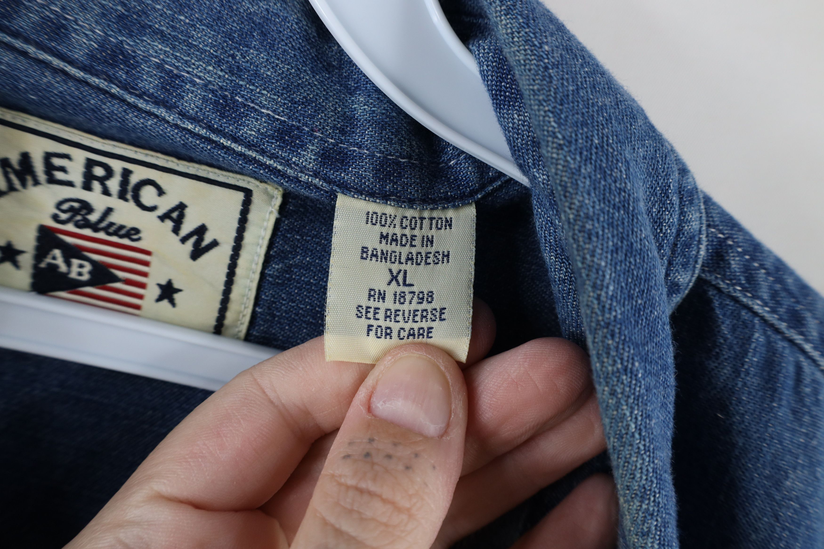 Vintage Vintage 90s Spell Out Michigan State University Denim Shirt Size US XL / EU 56 / 4 - 11 Thumbnail