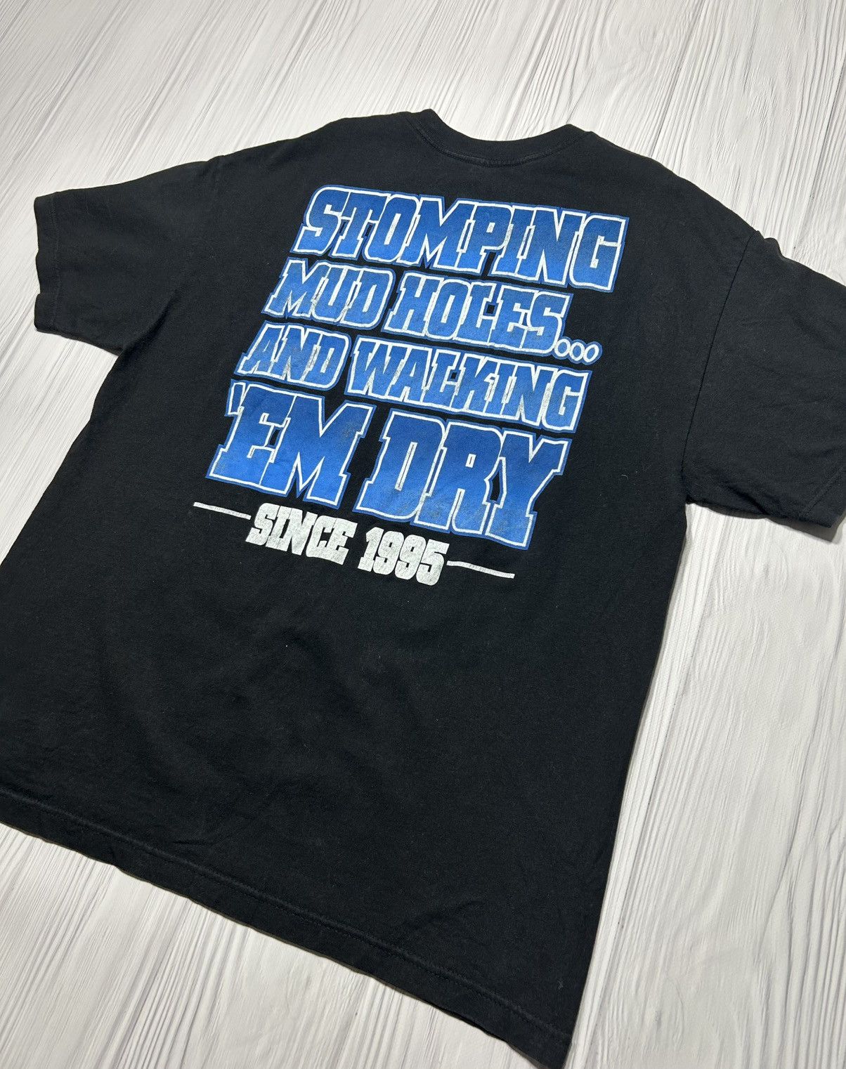 WWE Vintage Stone Cold Austin Stomping Mud Holes… WWE T-Shirt Size US XL / EU 56 / 4 - 12 Thumbnail