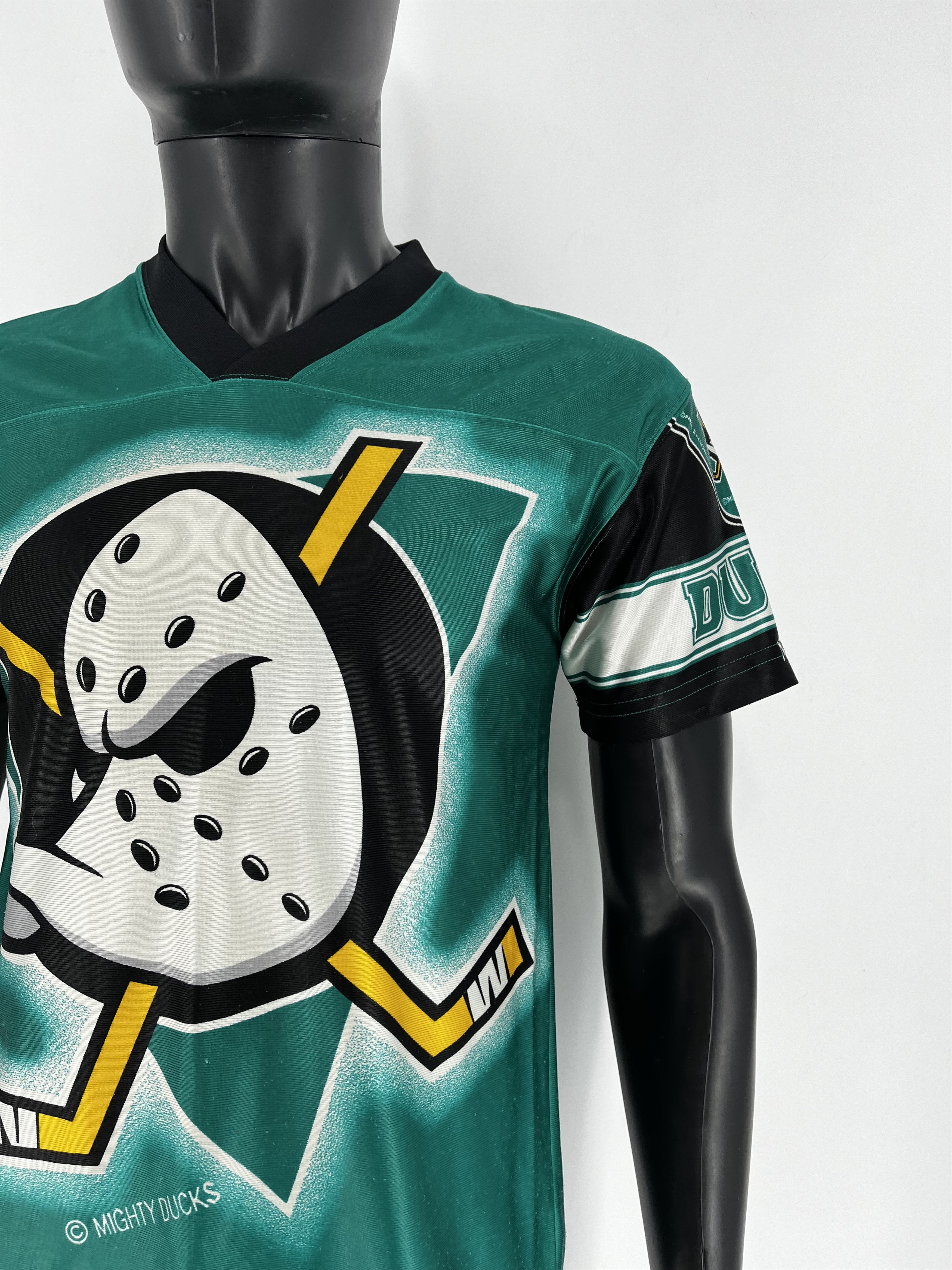 NHL × Nutmeg × Vintage Vintage Mighty Ducks Anaheim Nutmeg Jersey NHL Size US S / EU 44-46 / 1 - 7 Thumbnail