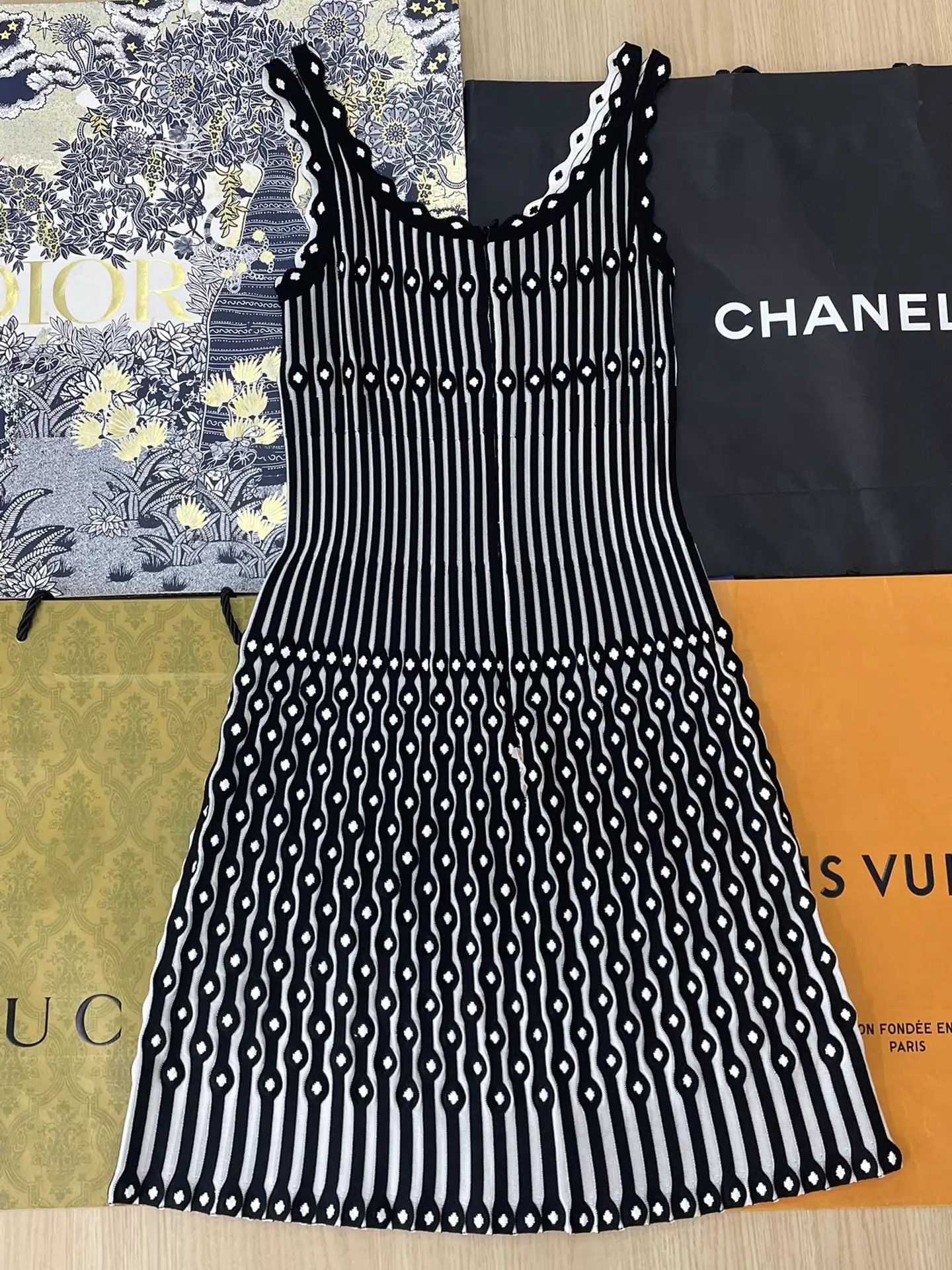 Alaia Alaia black and white colorblocked sleeveless dress EU 38 Size XS / US 0-2 / IT 36-38 - 2 Thumbnail