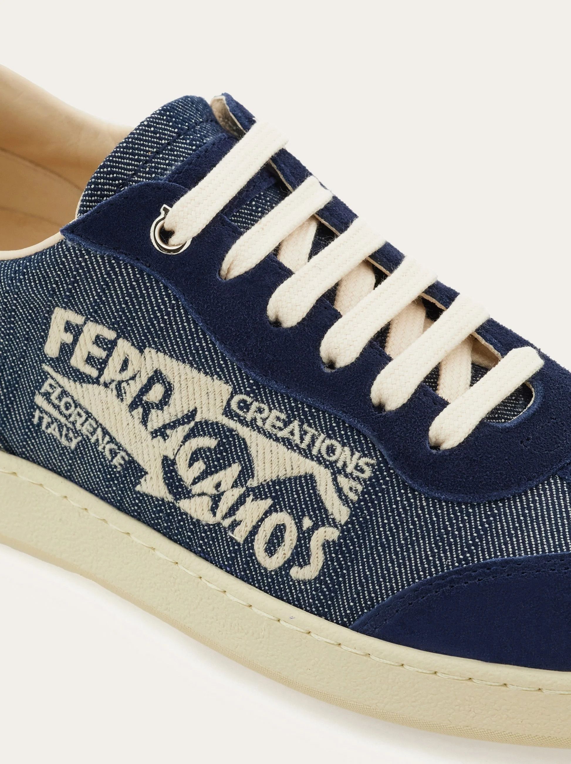 Salvatore Ferragamo o1s1rm0526 Logo-print Low-Top Sneakers in Blue Size US 6 / IT 36 - 7 Thumbnail